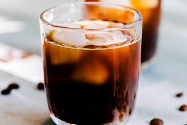 Cách làm americano đá đơn giản ai cũng làm được cach lam americano da 1