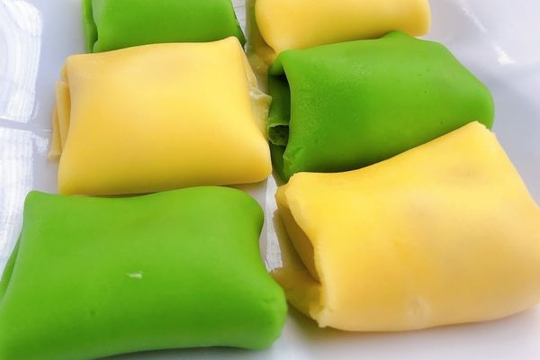 Cách làm bánh crepe sầu riêng đơn giản ngon đúng điệu cach lam banh crepe sau rieng 1