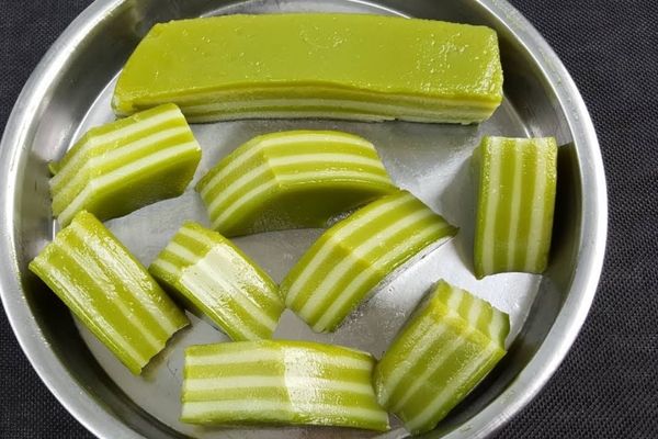 cach lam banh da lon dau xanh 3