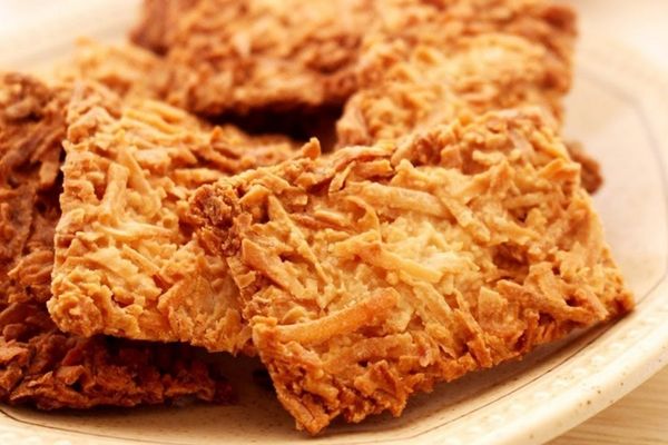 Cách làm bánh dừa nướng đơn giản ai cũng làm được cach lam banh dua nuong 1