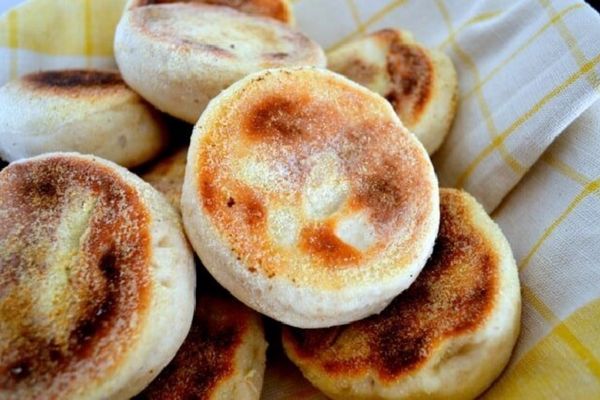 cach lam banh english muffin 2