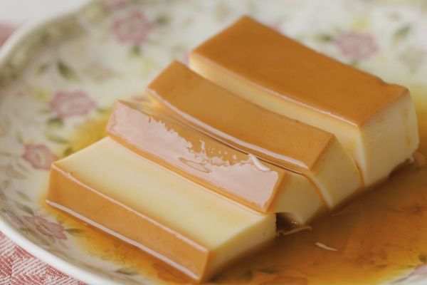Cách làm bánh flan phô mai mềm mịn thơm ngon cach lam banh flan pho mai 1