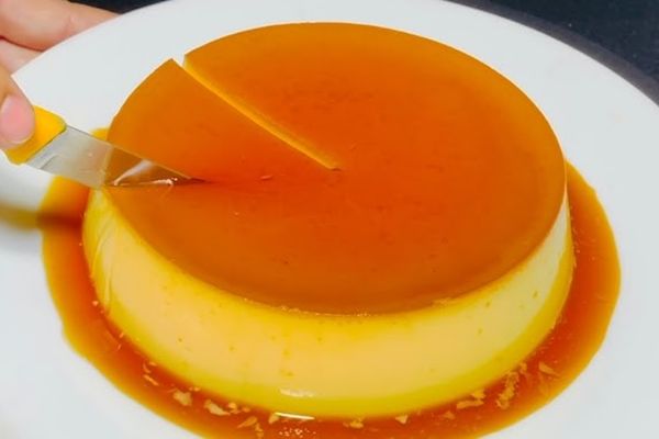 Cách làm bánh flan phô mai mềm mịn thơm ngon cach lam banh flan pho mai 3