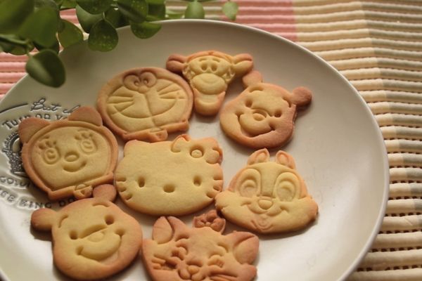 cach lam banh hinh thu 1