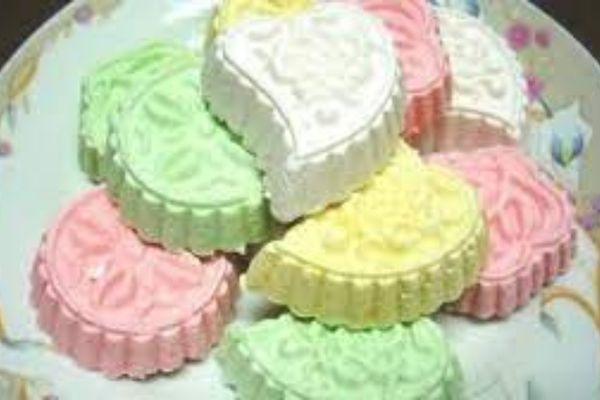 Cách làm bánh in không nhân thơm ngon, dễ làm tại nhà cach lam banh in khong nhan 1