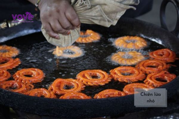 cach lam banh jalebi an do 1