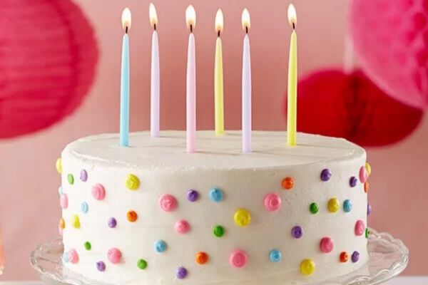 Cách làm bánh sinh nhật đơn giản ai cũng làm được cach lam banh sinh nhat 1