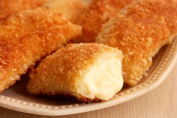 cach lam banh sua tuoi chien 2