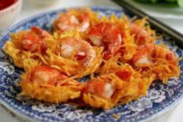 Cách làm bánh tôm Hồ Tây ngon như nhà hàng cach lam banh tom ho tay 1
