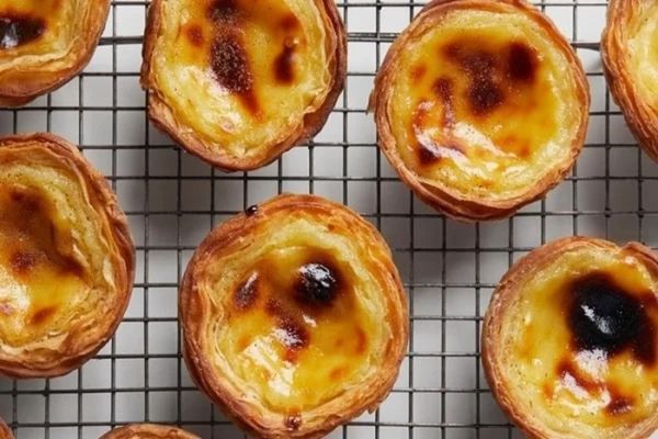 Cách làm bánh trứng đậm đà dễ nấu tại nhà cach lam banh trung 3