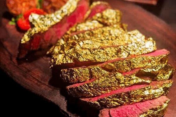 Cách làm bò dát vàng cao cấp sang trọng kiểu nhà hàng cach lam bo dat vang 2
