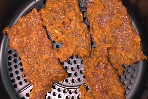 cach lam bo kho mieng bang noi chien khong dau 1