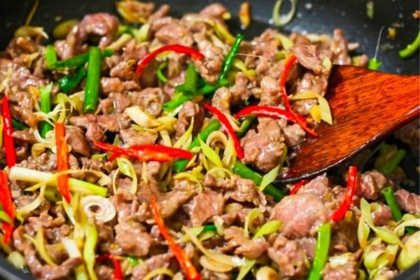 cach lam bo xao sa ot 3