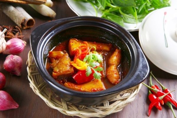 Cách làm cá bớp kho tộ đậm đà hương vị, dễ làm cach lam ca bop kho to 1