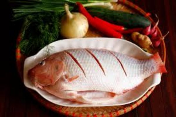 Cách làm cá diêu hồng hấp cuốn bánh tráng ngon như nhà hàng cach lam ca dieu hong hap cuon banh trang 3