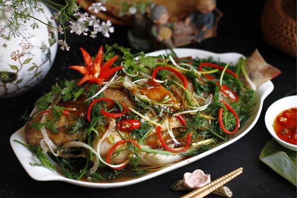 Cách làm cá diêu hồng hấp Hồng Kông thanh đạm, ngon miệng cach lam ca dieu hong hap hong kong 2