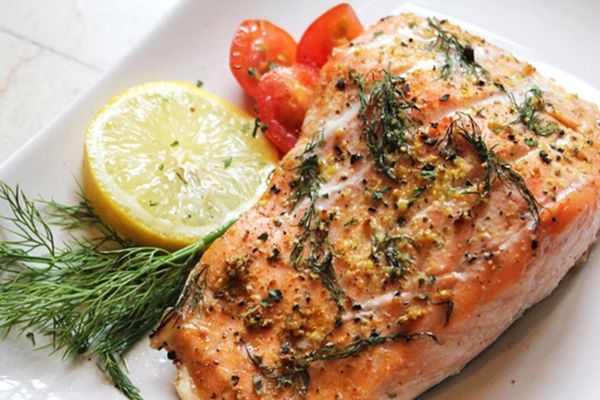 Cách làm cá hồi nướng thơm ngon tại nhà cach lam ca hoi nuong 2