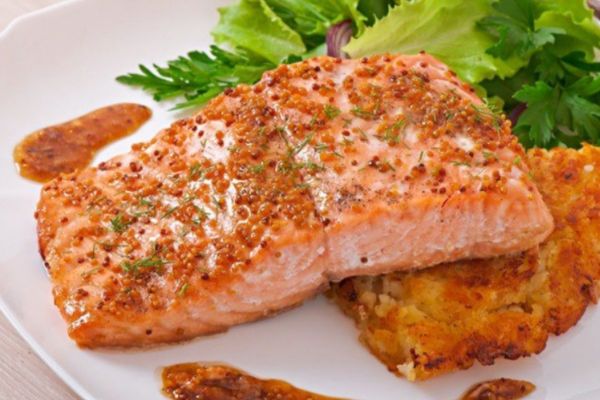 Cách làm cá hồi sốt bơ tỏi đơn giản ngon đúng điệu cach lam ca hoi sot bo toi 1