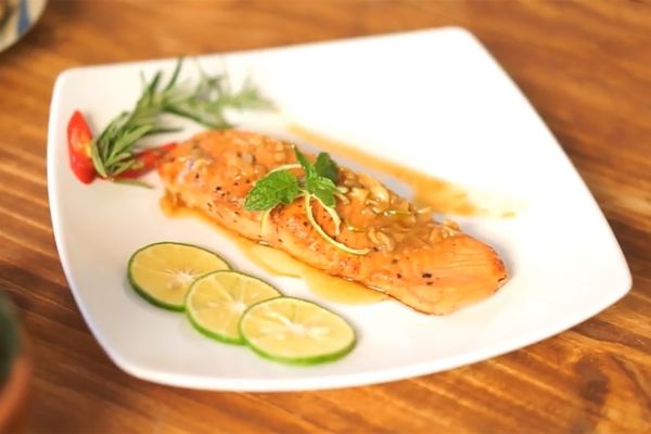 Cách làm cá hồi sốt cam đúng vị công thức đơn giản cach lam ca hoi sot cam 1