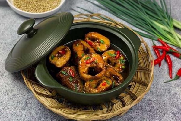 Cách làm cá lóc kho tộ đậm đà dễ nấu tại nhà cach lam ca loc kho to 3