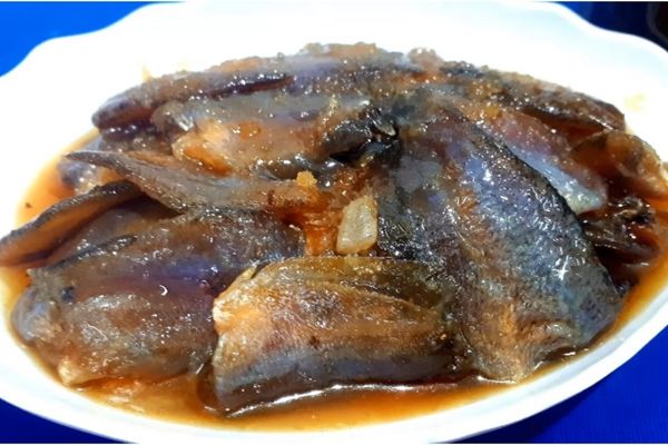 Cách làm cá mắm mặn thơm ngon tại nhà cach lam ca mam man 1