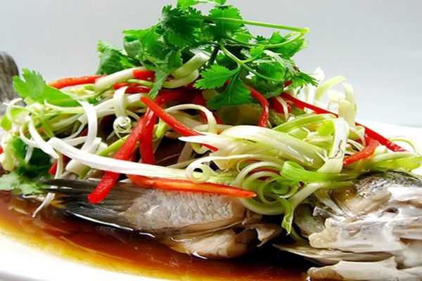 Cách làm cá mú hấp xì dầu đơn giản ai cũng làm được cach lam ca mu hap xi dau 3