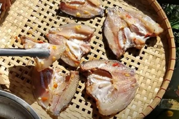 Cách làm cá rô phi một nắng thơm ngon, dễ làm tại nhà cach lam ca ro phi mot nang 2