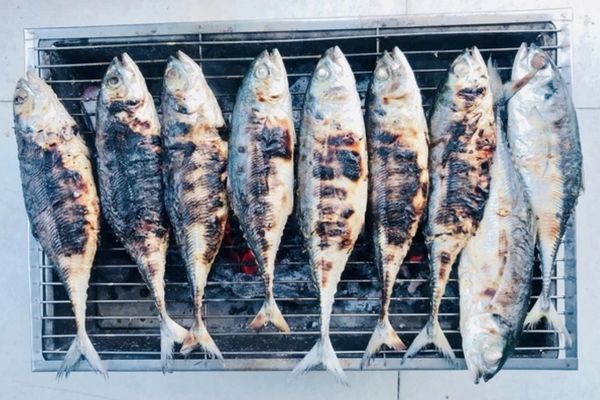 Cách làm cá song nướng ngọt thịt, thơm đậm đà cach lam ca song nuong 3