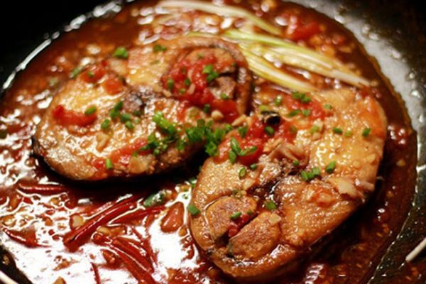 Cách làm cá thu sốt cà chua thơm ngon tại nhà cach lam ca thu sot ca chua 3