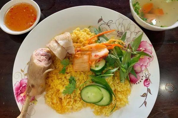 cach lam com ga phu yen 3