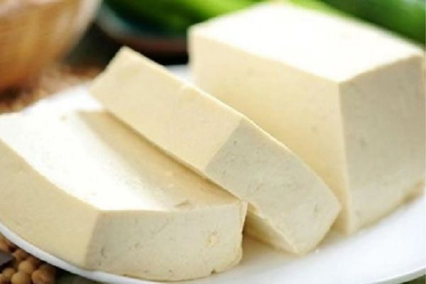 Cách làm đậu hũ tại nhà mềm thơm mịn cho bữa chay ngon cach lam dau hu 3