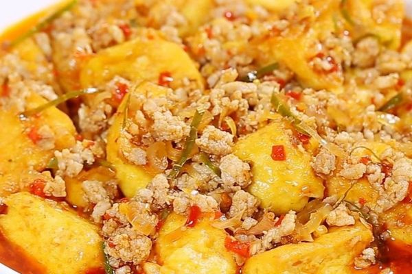 Cách làm đậu sốt thịt băm đậm đà ăn với cơm nóng cach lam dau sot thit bam 2