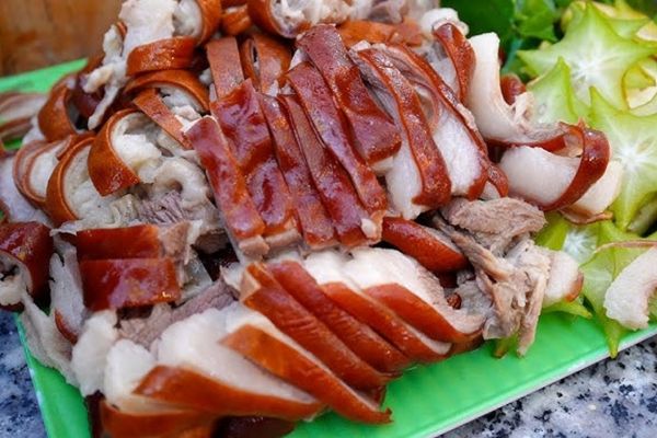 Cách làm dê quay giòn da, thịt mềm thơm ngon cach lam de quay 2