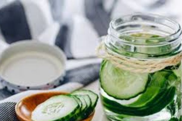 Cách làm detox dưa leo giải nhiệt tốt cho làn da cach lam detox dua leo 1