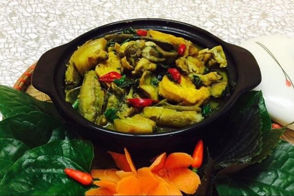 Cách làm ếch om chuối đậu đậm đà dễ nấu tại nhà cach lam ech om chuoi dau 1