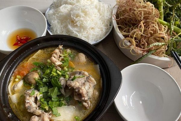 Cách làm ếch om mẻ chua nhẹ, thơm ngon cach lam ech om me 1