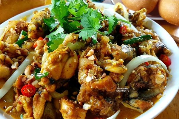 cach lam ech xao lan 2