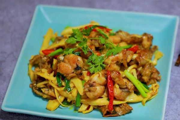 cach lam ech xao mang 1