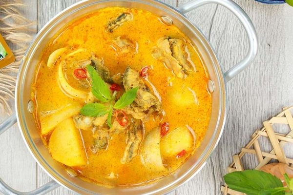 Cách làm ếch xào sả ớt cà ri ngon tuyệt, dễ làm cach lam ech xao sa ot ca ri 1