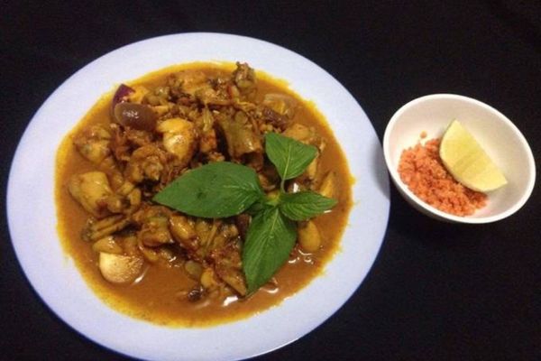 Cách làm ếch xào sả ớt cà ri ngon tuyệt, dễ làm cach lam ech xao sa ot ca ri 2