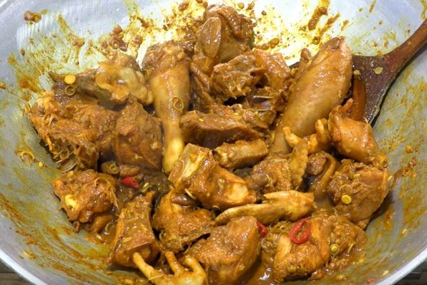 Cách làm gà giả cầy chuẩn vị hấp dẫn dễ làm cach lam ga gia cay 2