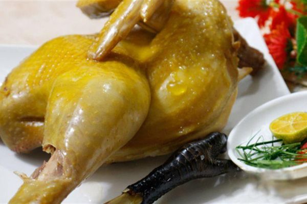 Cách làm gà hấp muối sả thơm ngon tại nhà cach lam ga hap muoi sa 1