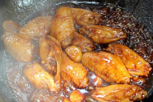 Cách làm gà khìa đậm đà, thơm ngon cho bữa cơm cach lam ga khia 3