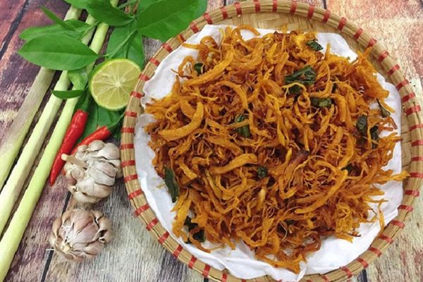 Cách làm gà khô lá chanh thơm ngon tại nhà cach lam ga kho la chanh 2