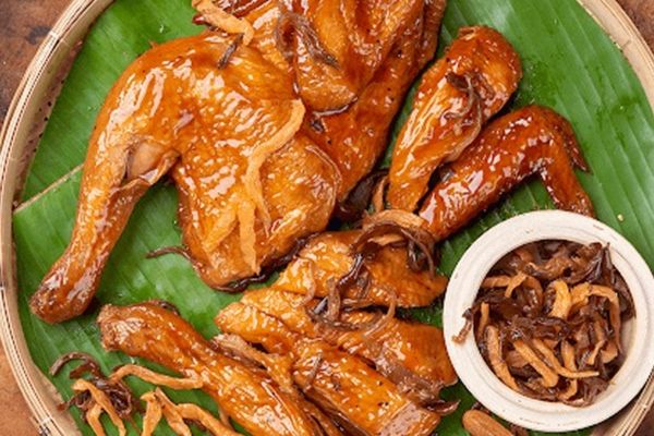 Cách làm gà quay chảo giòn ngon, dễ làm tại nhà cach lam ga quay chao 2