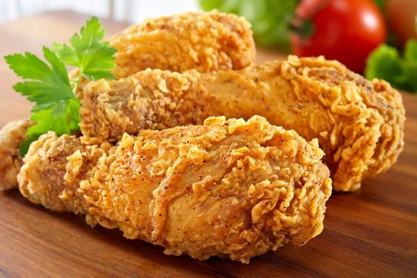 Cách làm gà rán Jollibee chuẩn vị hấp dẫn tại nhà cach lam ga ran jollibee 3