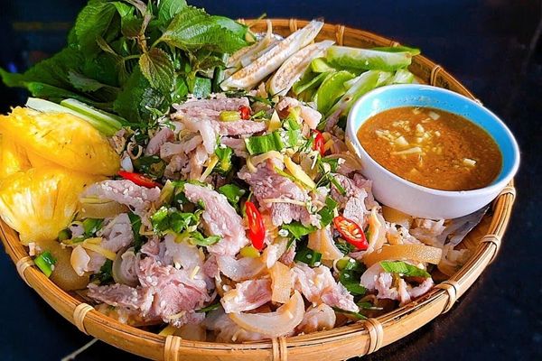 Cách làm gỏi dê chua cay, hấp dẫn cho bữa nhậu cach lam goi de 2