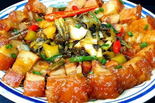 cach lam heo quay kho cai chua 3