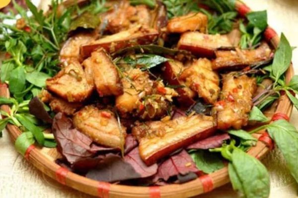 Cách làm heo rừng nướng ướp sả thơm lừng không dai cach lam heo rung nuong 1