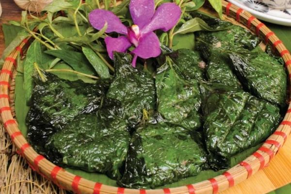 Cách làm lươn cuốn lá lốt chiên thơm hấp dẫn lạ vị cach lam luon cuon la lot 2